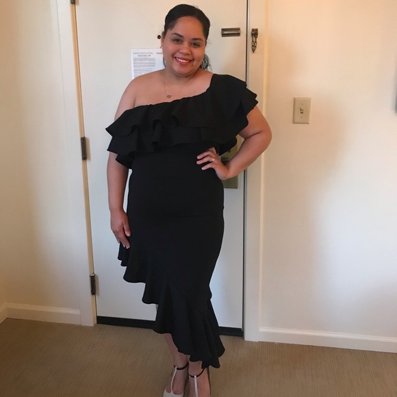 Hello Poshers, I’m Rose! - Picture 3 of 6